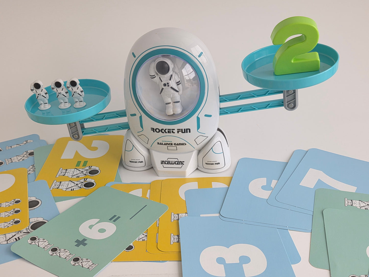AstroBalance – Space-Themed Math Learning Scale